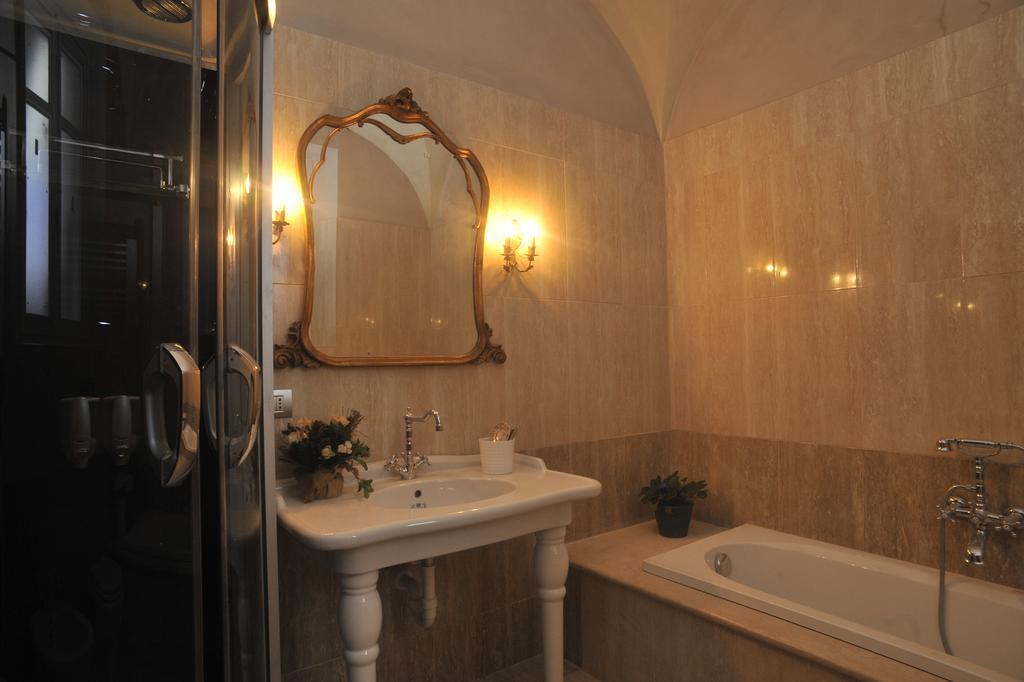 לינה וארוחת בוקר אלבה Relais Al Bel San Domenico חדר תמונה